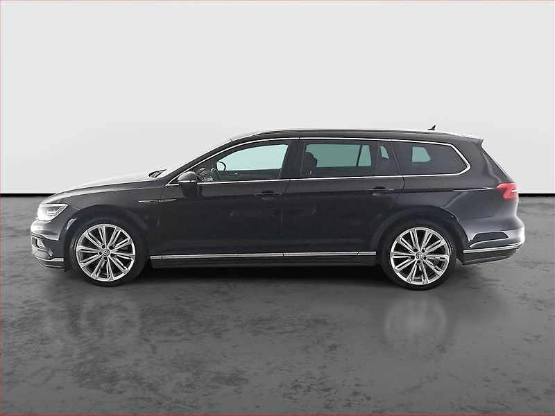 Volkswagen Passat (2016) R-Line 2.0 BiTDI, 4X4 - fotka 3 z 20