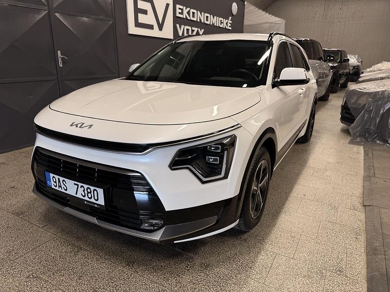 Kia Niro (2023) 1.6 GDI,HEV,ČR,ZÁRUKA 2030 - fotka 10 z 32