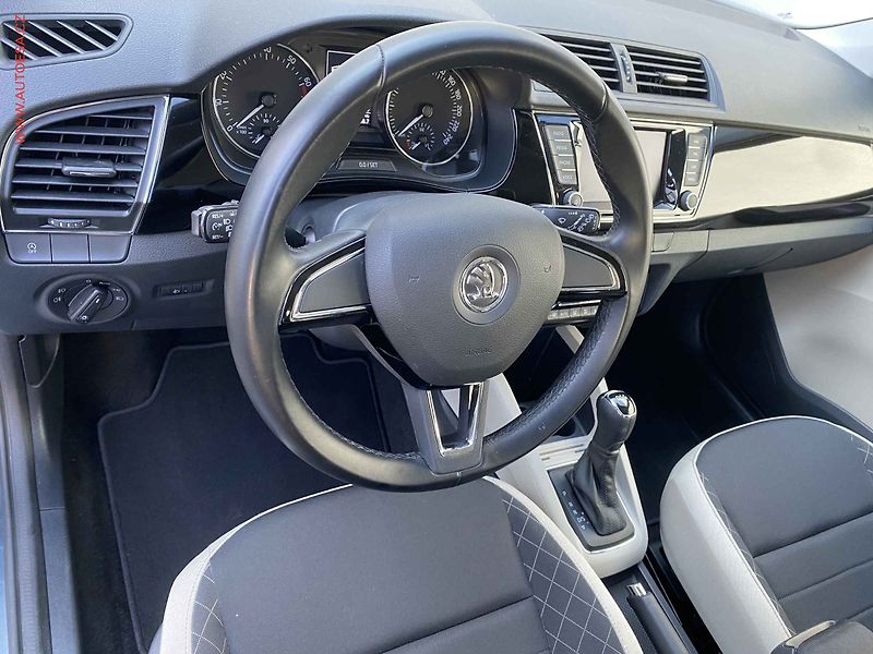 Škoda Fabia (2016) 1.2TSi, ČR, DSG, kamera - fotka 12 z 18