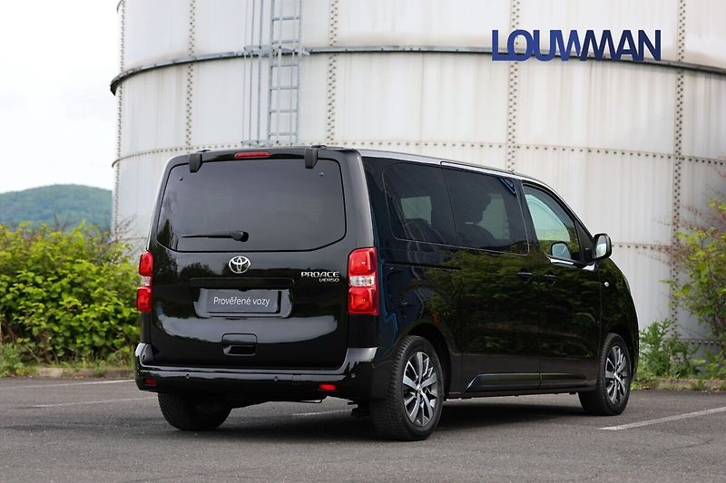 Toyota ProAce Verso 5D - L1 - 2.0L Diesel  - 8 AT - fotka 2 z 25