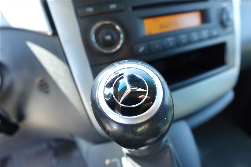 Mercedes-Benz Viano 3,0 V6  MB LONG 8MÍST KLIMA - fotka 30 z 30