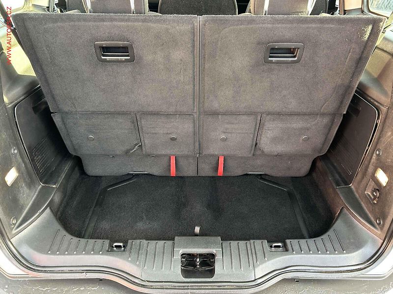 Ford Galaxy (2013) 2.0 TDCi, Klima - fotka 7 z 17