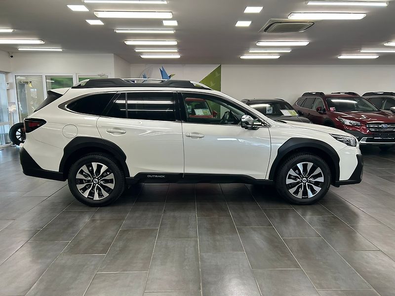 Subaru Outback (2025) 2.5 TOURING 2025 skladem | Zár - fotka 8 z 59