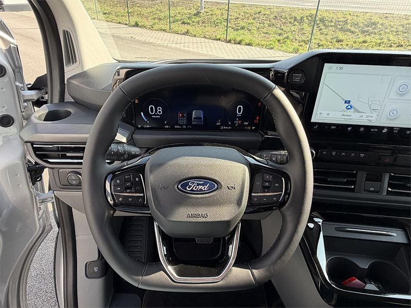 Ford Tourneo Custom (2025) Titanium X L1, Tourneo, 2.0 Ec - fotka 16 z 18