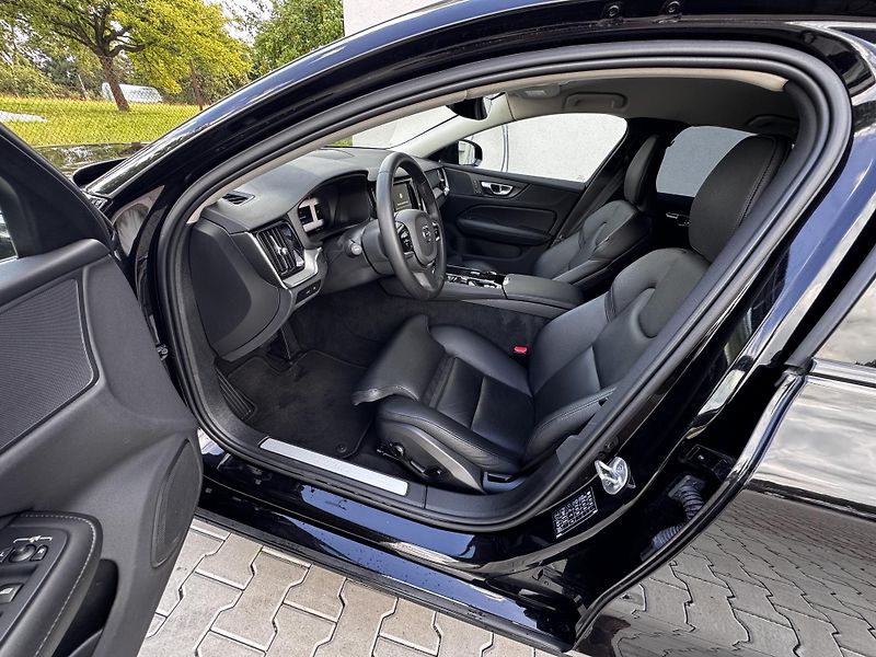 Volvo S60 T8 AWD / POLESTAR / 360 / TZ  - fotka 10 z 47