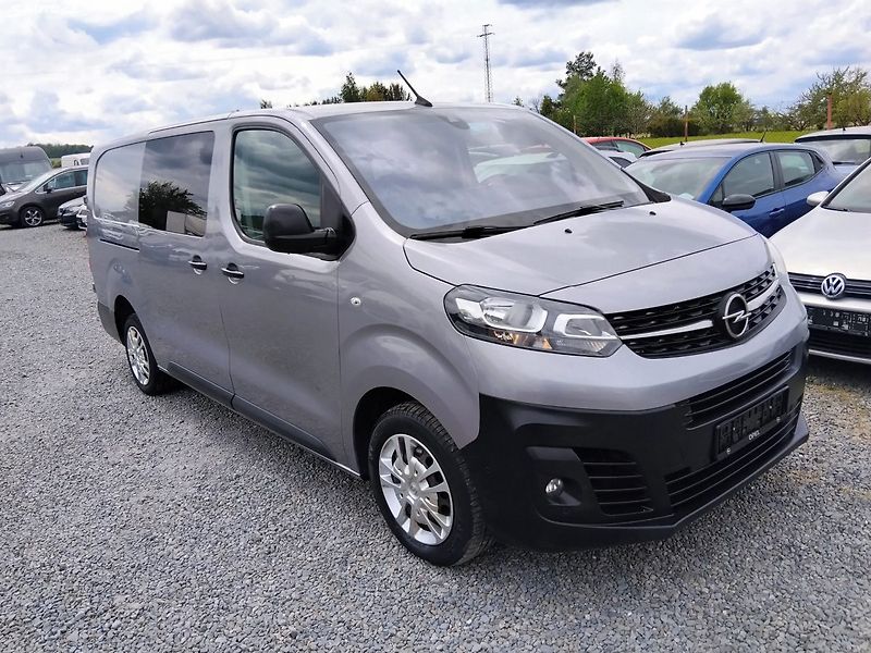 Opel Vivaro (2021) - fotka 11 z 28