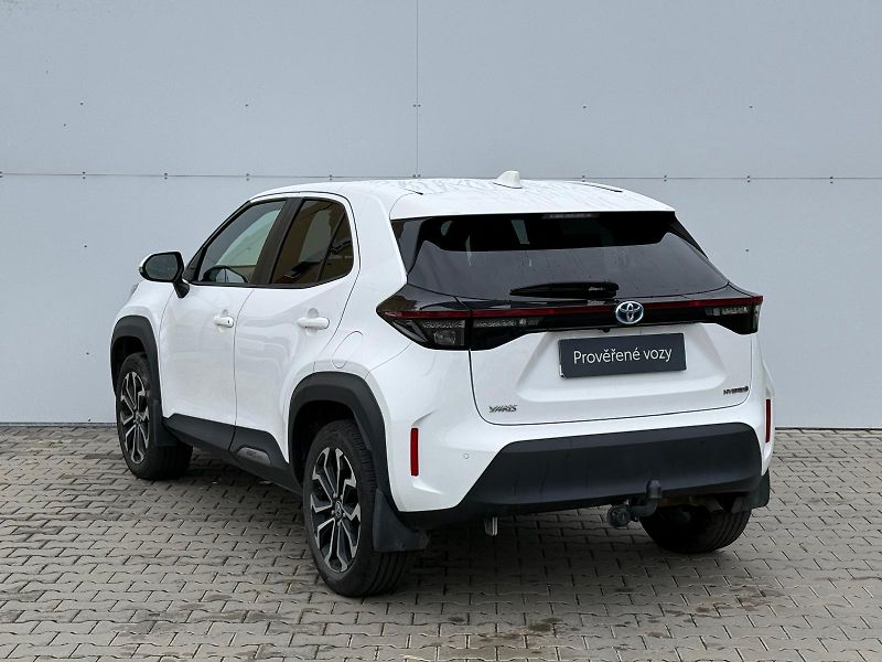 Toyota Yaris Cross 1.5 HSD e-CVT Style Tech FWD - fotka 7 z 26