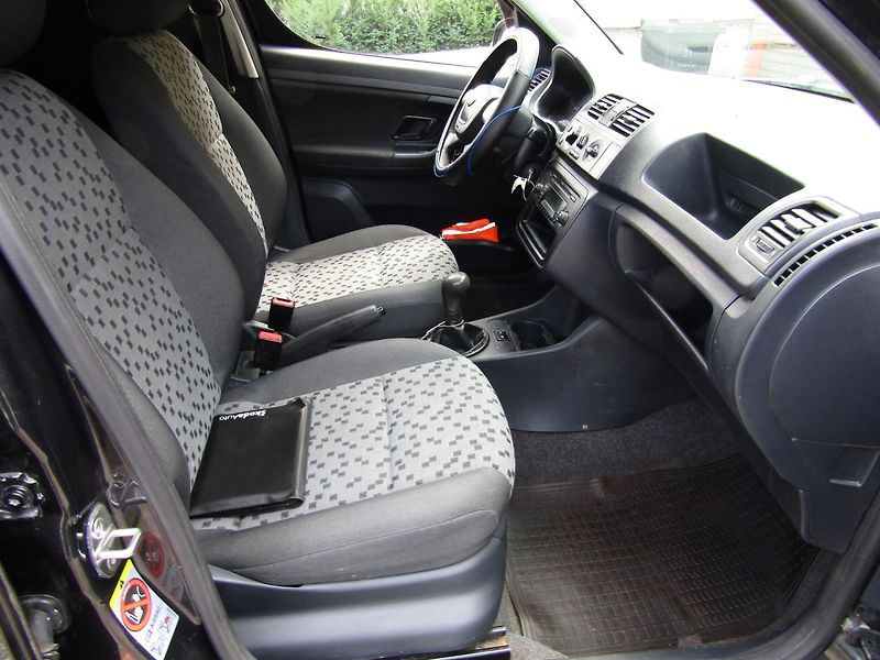 Škoda Praktik (2011) 1.2 TDI 55kW KLIMA - fotka 20 z 25