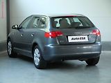 Audi A3 (2007) 1.6i, AC, tempo - náhled 6