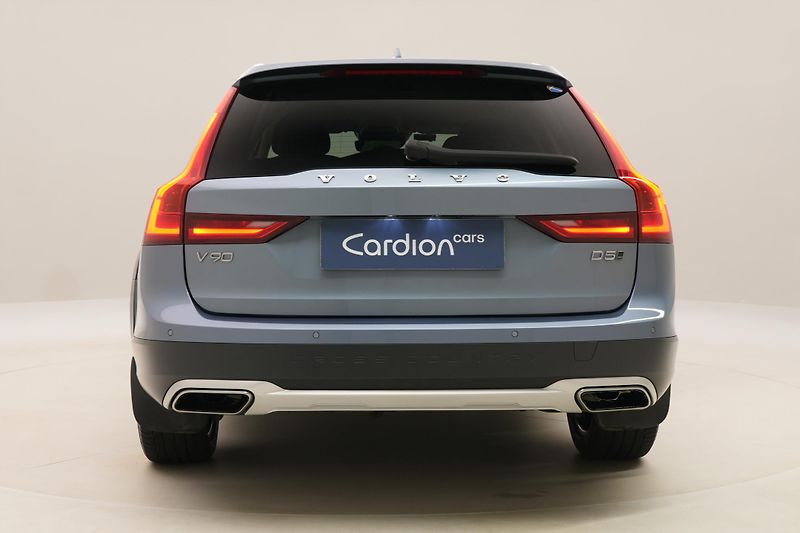 Volvo V90 CC D5 AWD INSCRIPTION AUT CZ - fotka 11 z 51