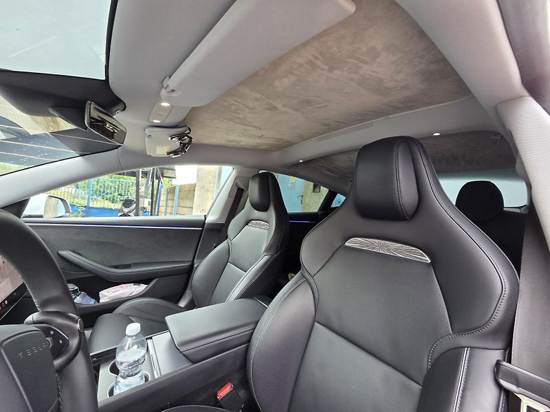 Tesla Model 3 (2024) Performance Highland  - fotka 14 z 14