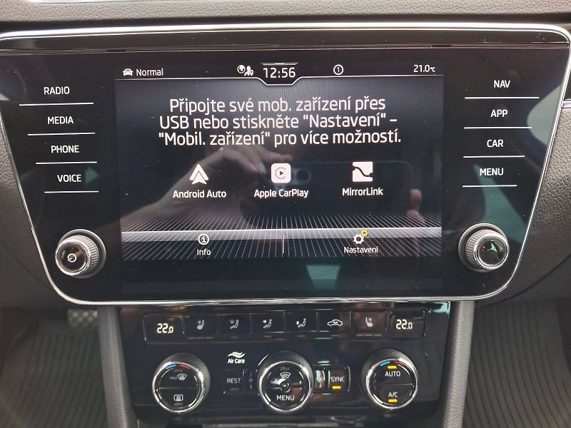 Škoda Superb (2021) Combi L&K DSG 4x4 2,0TDi 147kW - fotka 26 z 35