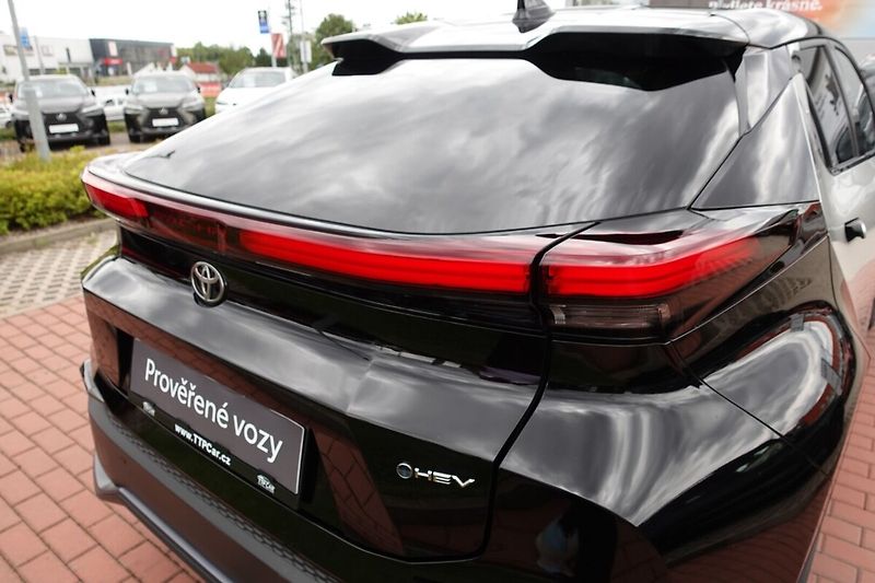 Toyota C-HR 2,0HSD 4x4 Executive Premiere - fotka 36 z 37