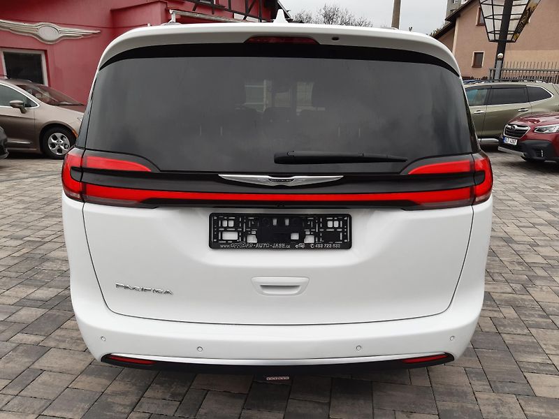 Chrysler Pacifica (2022) 3,6L V6,Top výbava, REZERVACE - fotka 6 z 50