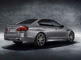 BMW M5 ve výroční edici 