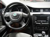 Škoda Superb (2013) 2.0 TDI, ČR, STK6/28 - náhled 13