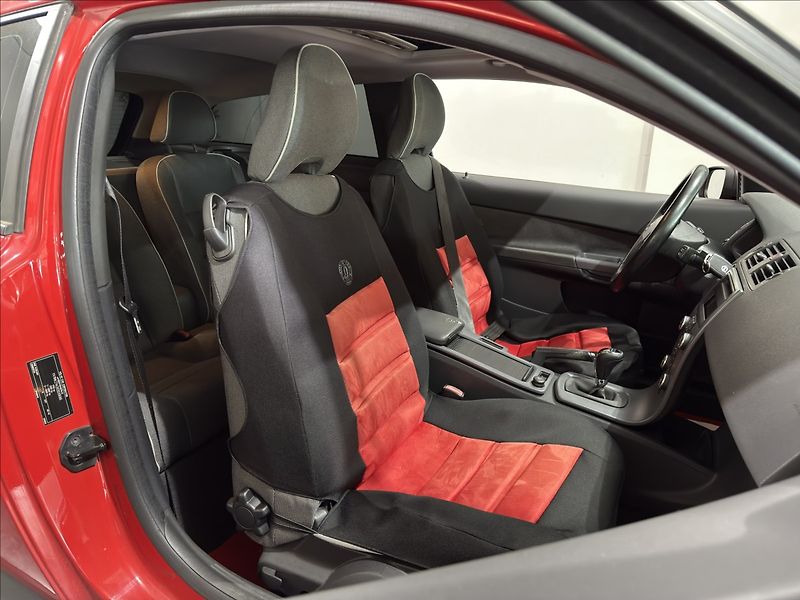 Volvo C30 1,8   i KLIMATIZACE SERVIS ALU - fotka 14 z 19