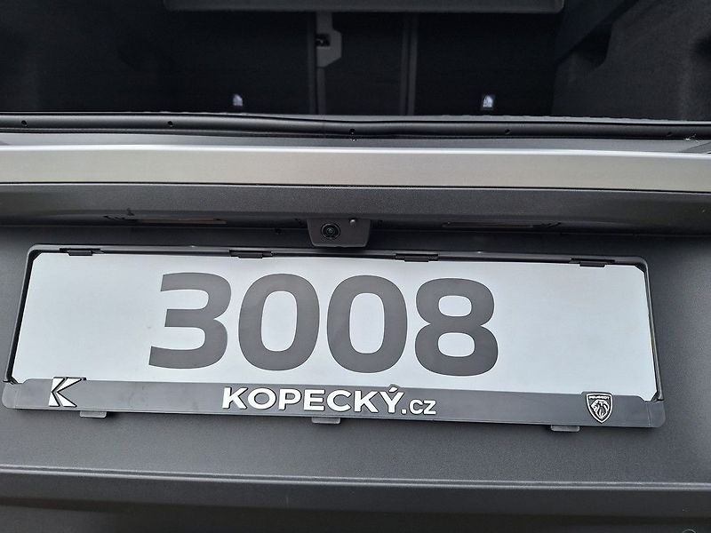 Peugeot 3008 (2026) GT Plug-in HYBRID 195 e-DCS7 - fotka 14 z 23