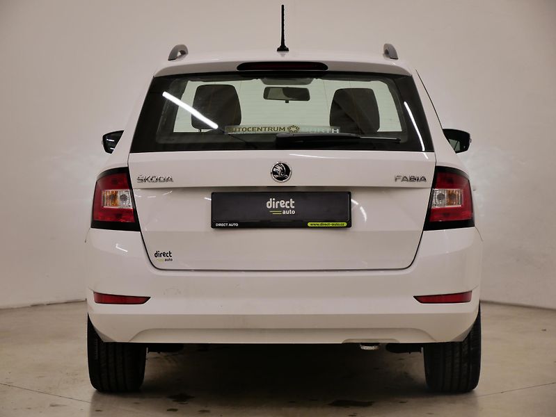 Škoda Fabia - fotka 6 z 21