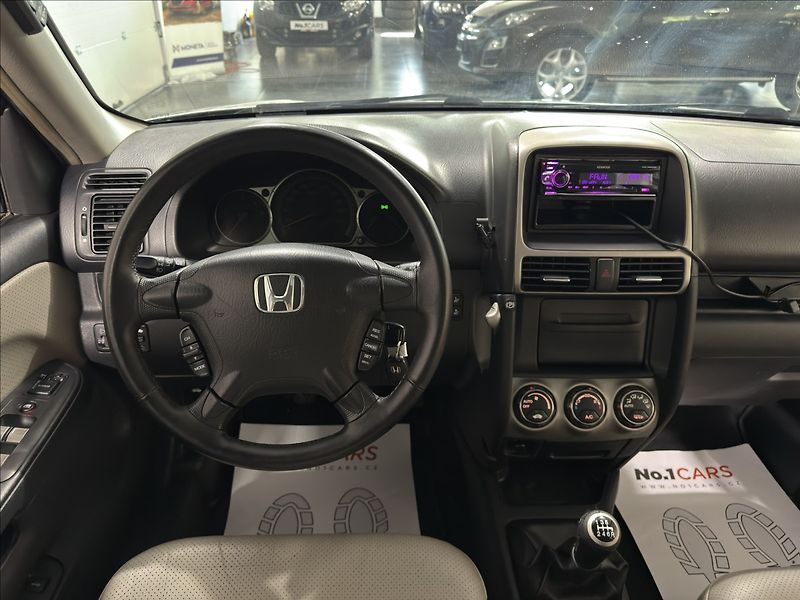 Honda CR-V 2,2   CTDI 4X4 EXCLUSIVE TZ - fotka 18 z 32