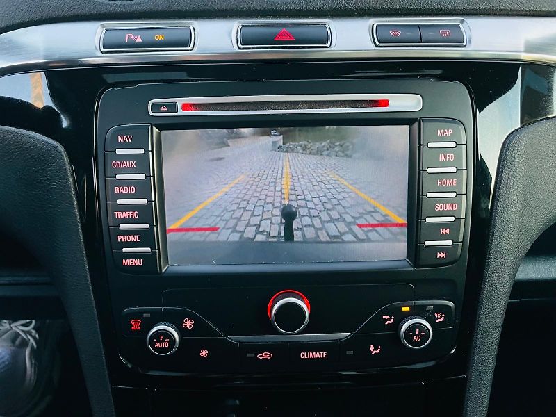 Ford Galaxy 2.0TDCi MAN 7MÍST KAMERA TAŽNÉ - fotka 35 z 45