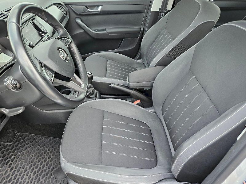 Škoda Fabia (2018) COMBI STYLE 81kW TSI/1.0 M6F - fotka 12 z 25