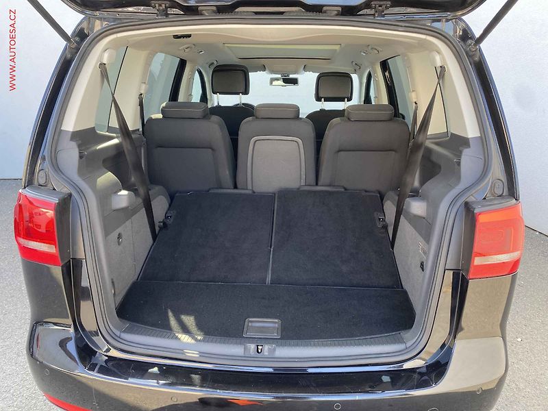 Volkswagen Touran (2014) 1.4 TSi, CUP, navi, panor - fotka 7 z 17