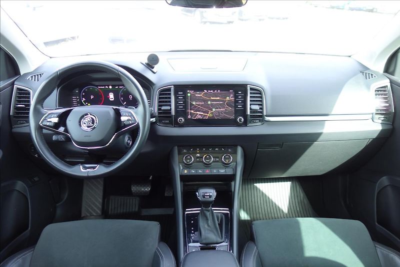 Škoda Karoq 2,0 TDi,ČR,4x4,PANORAMA,STYLE. - fotka 20 z 50