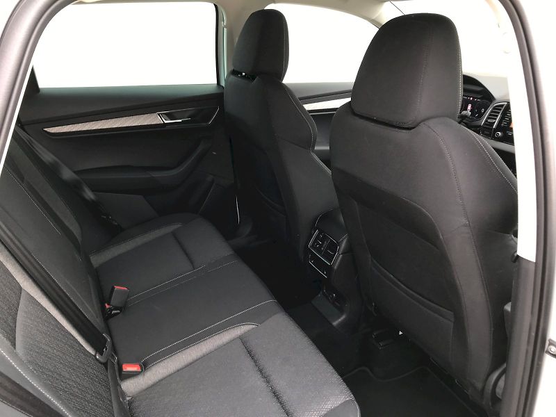 Škoda Karoq (2025) SEL TS 110/1.5 A7F - fotka 14 z 28