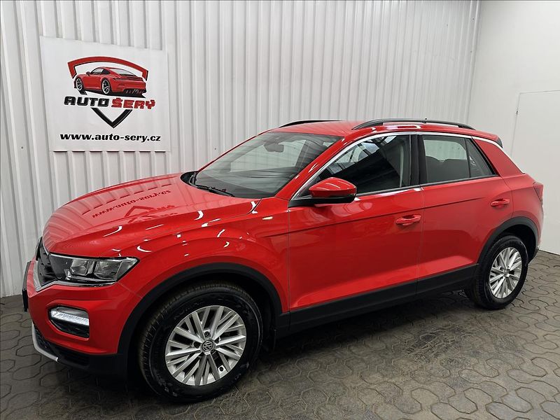 Volkswagen T-Roc 2.0TSI 140kW DSG ACC 4MOTION - fotka 3 z 37