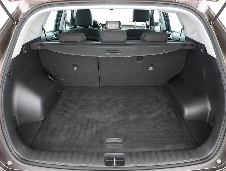 Hyundai Tucson (2018) Trikolor 1.6 T-GDI, 4X4 - fotka 17 z 18