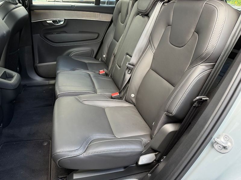 Volvo XC90 PLUS B5, 360°, VZDUCH - fotka 13 z 24
