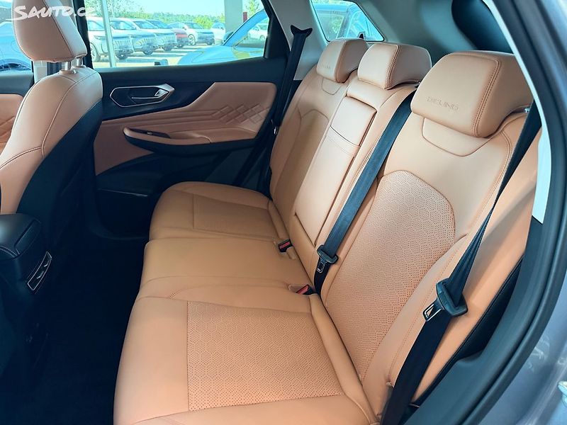 BAIC X75 (2026) ALL IN 130 kW Panorama DCT - fotka 22 z 27