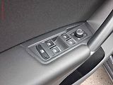 Volkswagen Tiguan (2016) 2.0 TDi, Highline, DSG, LED - náhled 13