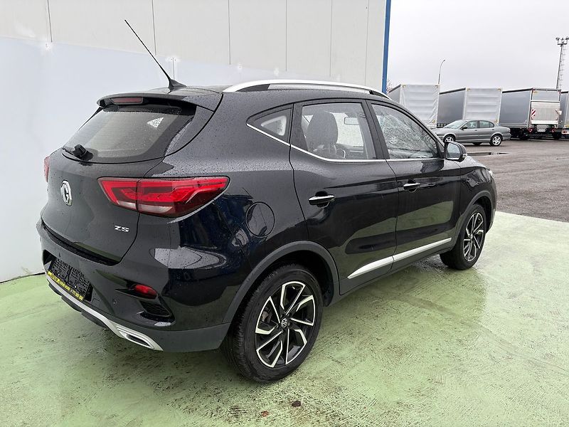 MG ZS 1.5 DVVT 78kW, Full LED - fotka 2 z 20