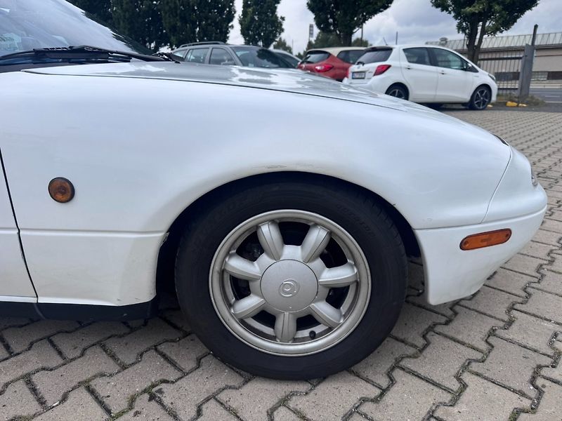 Mazda MX-5 (1990) NA 1,6i 85 KW MRKAČKA STK - fotka 18 z 47