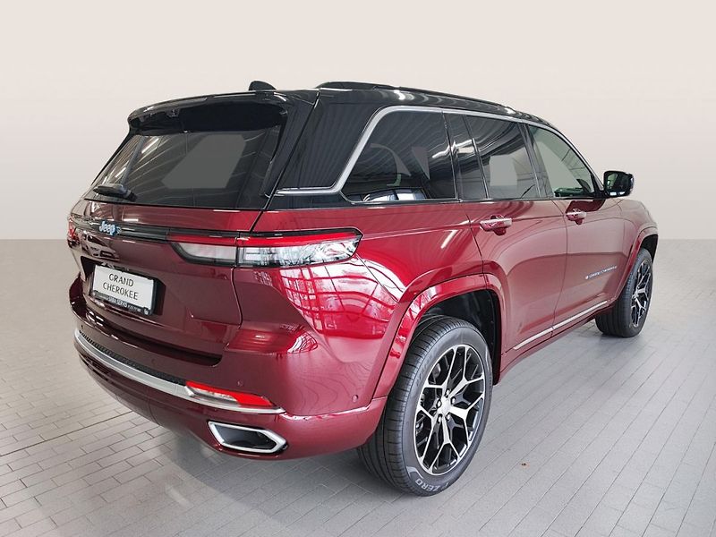 Jeep Grand Cherokee (2024) SUMMIT RESERVE 4xe - fotka 5 z 9