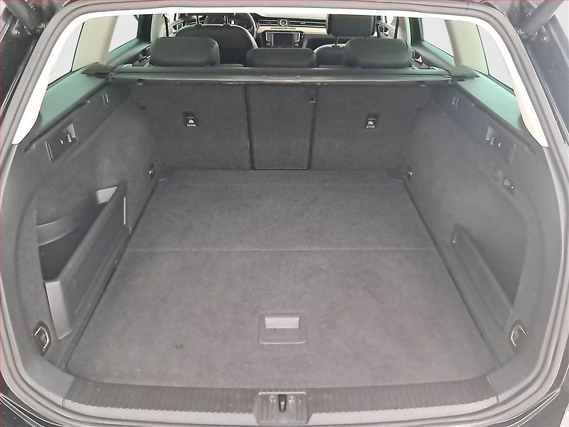 Volkswagen Passat (2016) 2.0 BiTDI, 4X4, Automat, Kůže - fotka 14 z 23