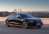 Jeden z pěti finalistů podle poroty: Hyundai Ioniq
