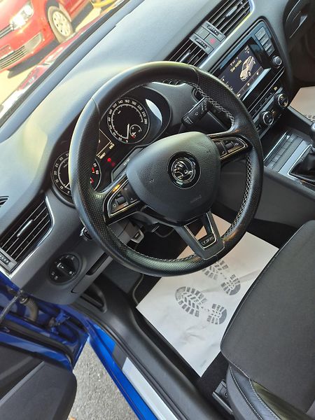Škoda Octavia (2014) RS - fotka 7 z 26