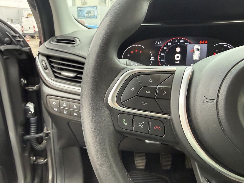 Fiat Tipo 1,6 MultiJet, Cross - fotka 12 z 19