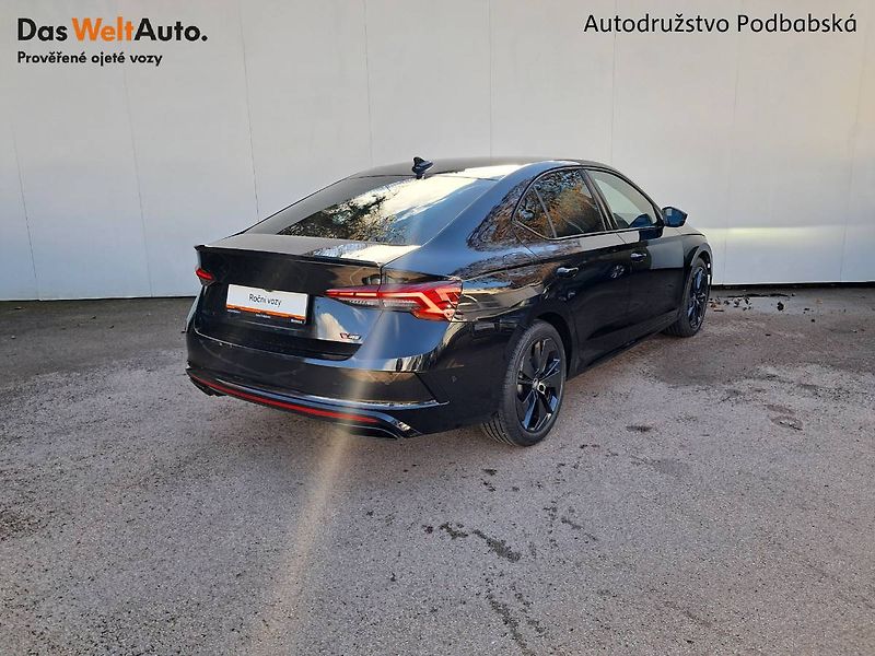 Škoda Octavia (2025) IV RS 2.0 TSI / 195 kW  DSG7 - fotka 2 z 32