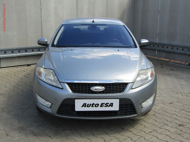 Ford Mondeo (2008) 1.6 Ti-VCT, AC, TZ, park - fotka 2 z 19