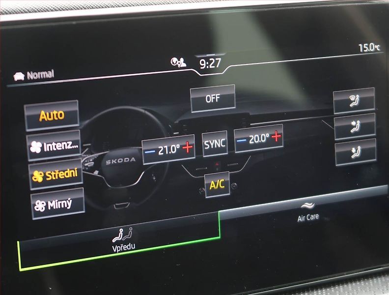 Škoda Kamiq (2025) Selection 1.0 TSI - fotka 21 z 24