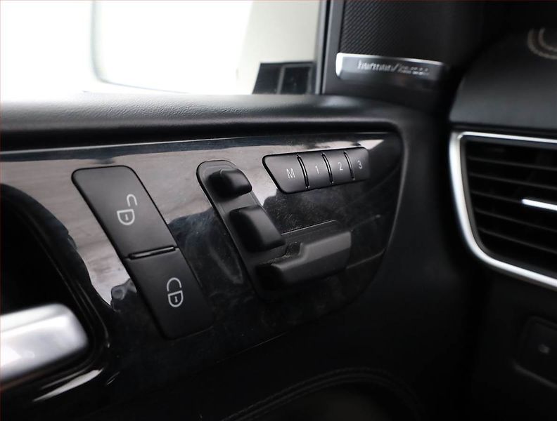 Mercedes-Benz Třídy M (2013) ML 350 BlueTEC, Automat - fotka 17 z 20