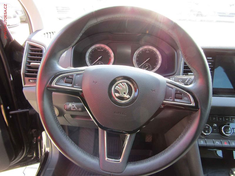 Škoda Karoq (2017) 2.0TDi 4x4, ČR, DSG, LED - fotka 14 z 14