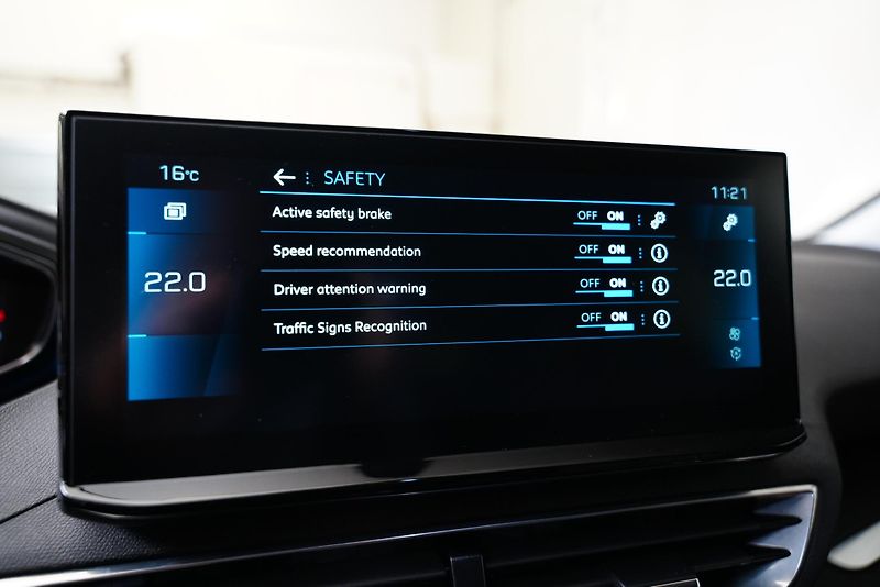 Peugeot 3008 - fotka 20 z 24