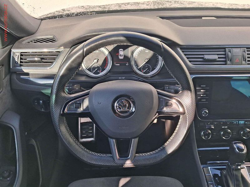 Škoda Superb (2017) 2.0 TSi, SportLine, DSG, +ALU - fotka 11 z 21
