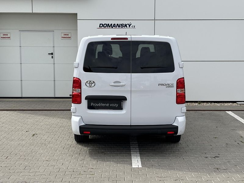 Toyota ProAce Verso (2025) L2 Business 8S 2,0D 132kW MT - fotka 10 z 13