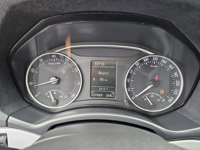 Škoda Octavia 1.2 TSI 77kW, REZERVACE - fotka 21 z 43